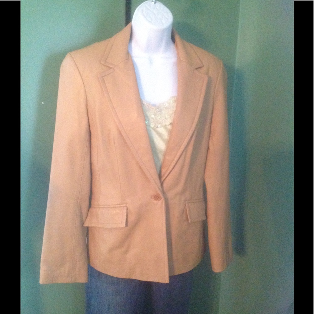 BCBG MAXAZRIA tan leather Blazer jacket lined 6